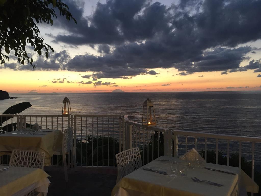 Hotel Valemare تروبيا المظهر الخارجي الصورة