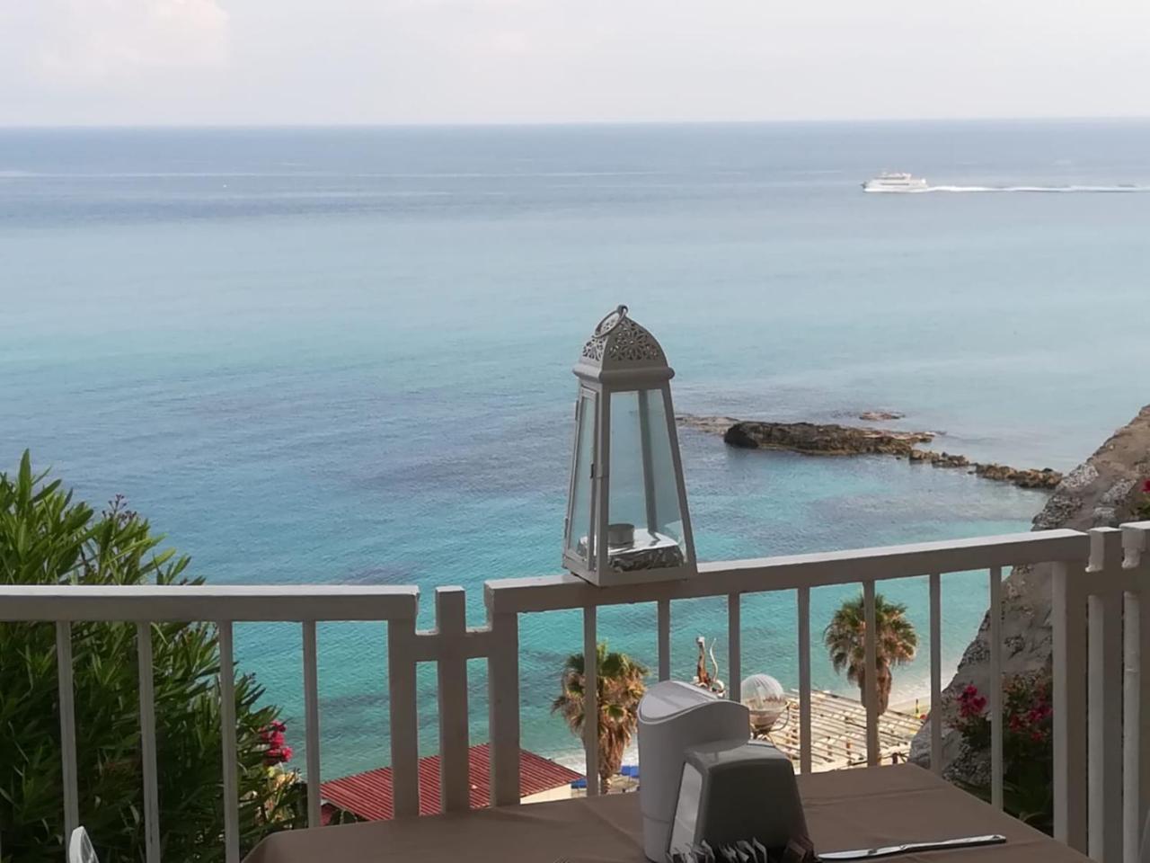 Hotel Valemare تروبيا المظهر الخارجي الصورة